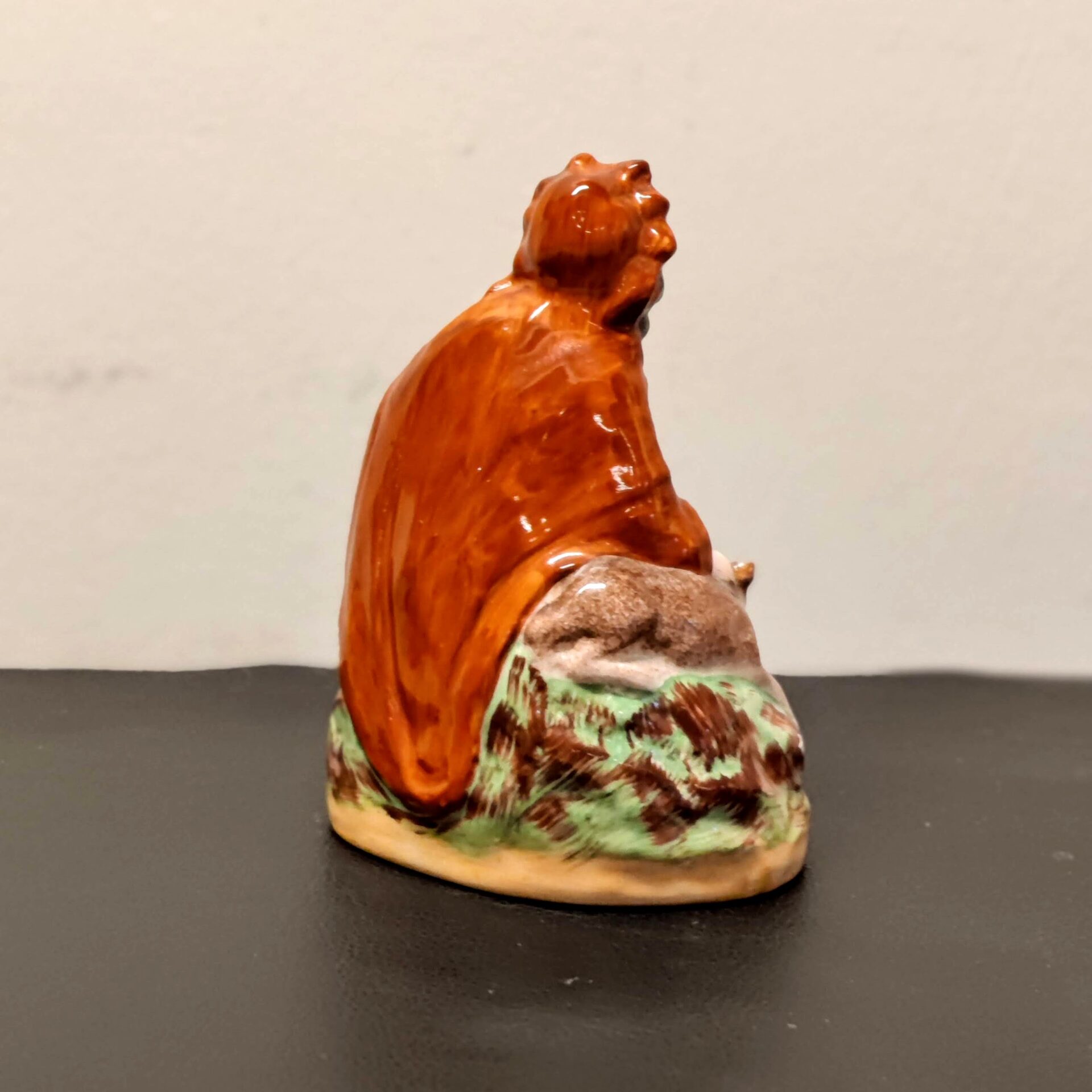 Staffordshire figur "Den lille Rødhætte" - Billede 2