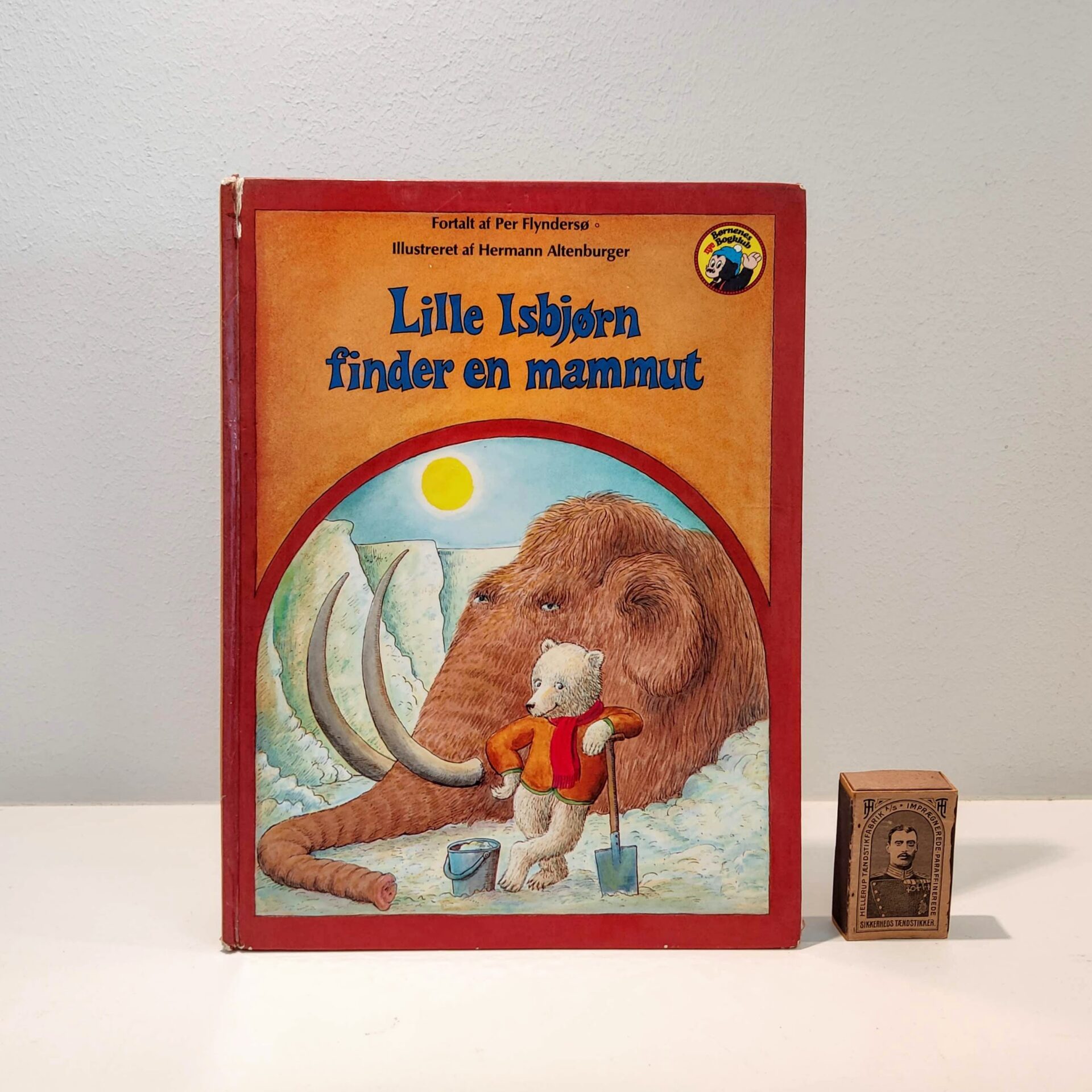 Lille Isbjørn finder en mammut