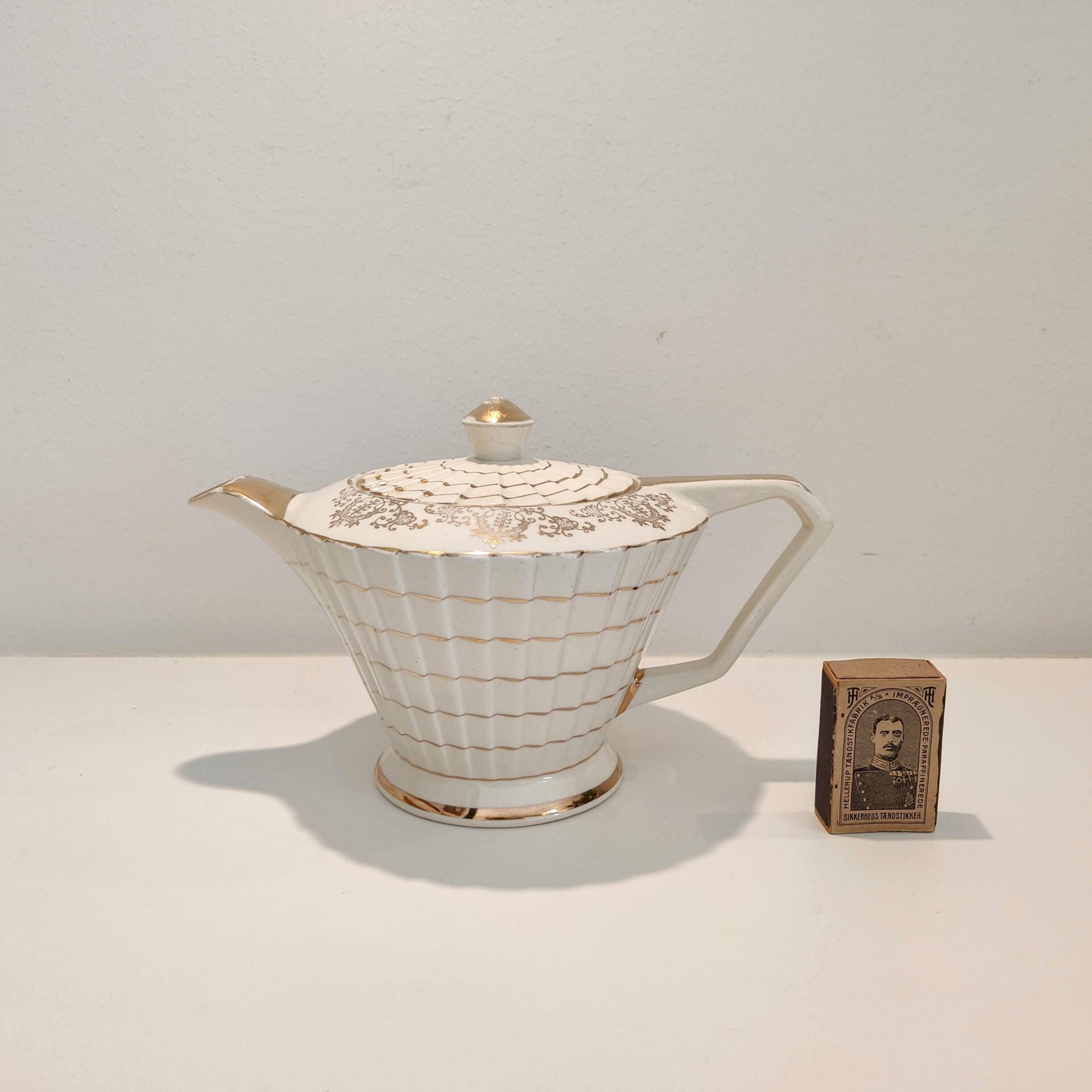 Vintage Art Deco Sadler tekande