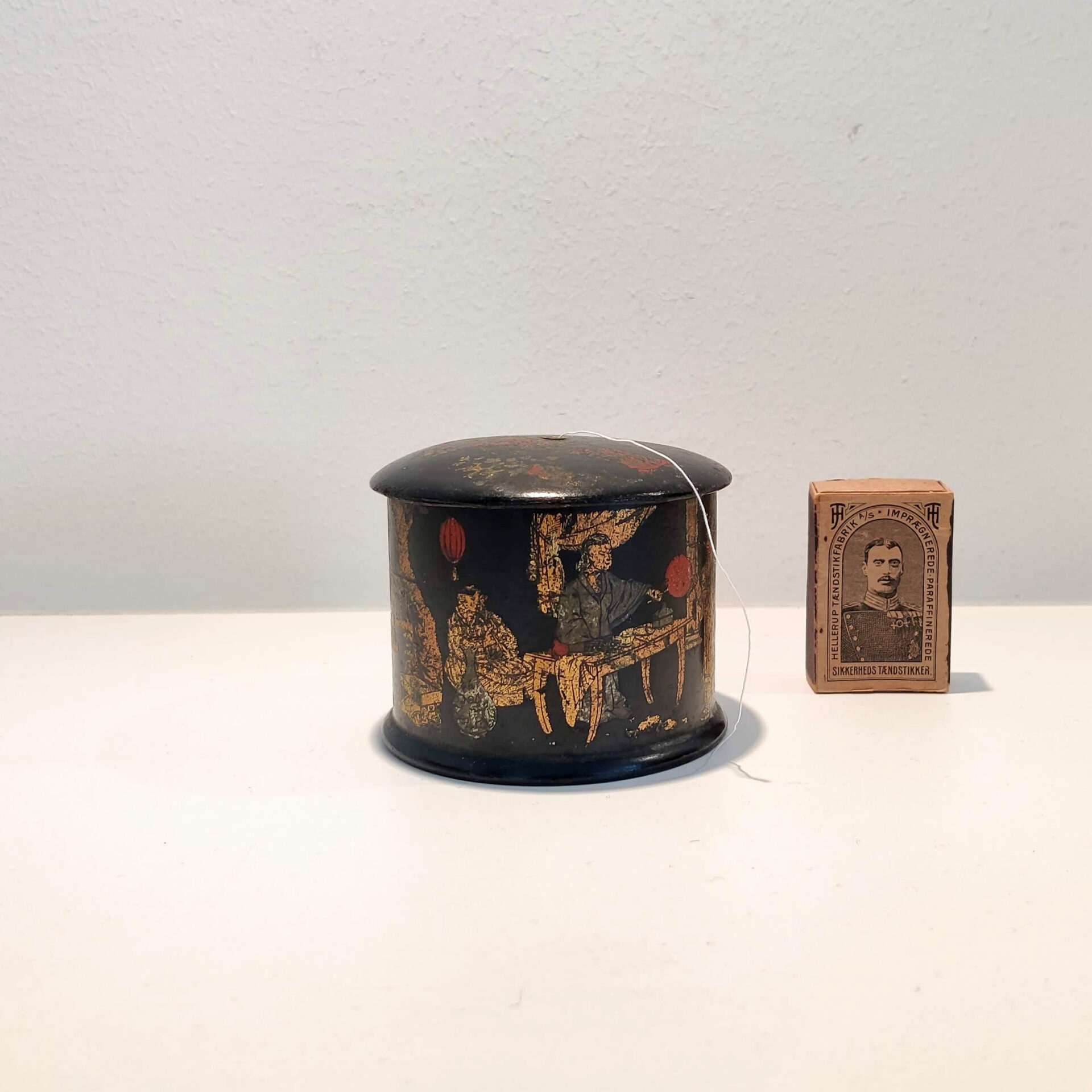Antik garnholder