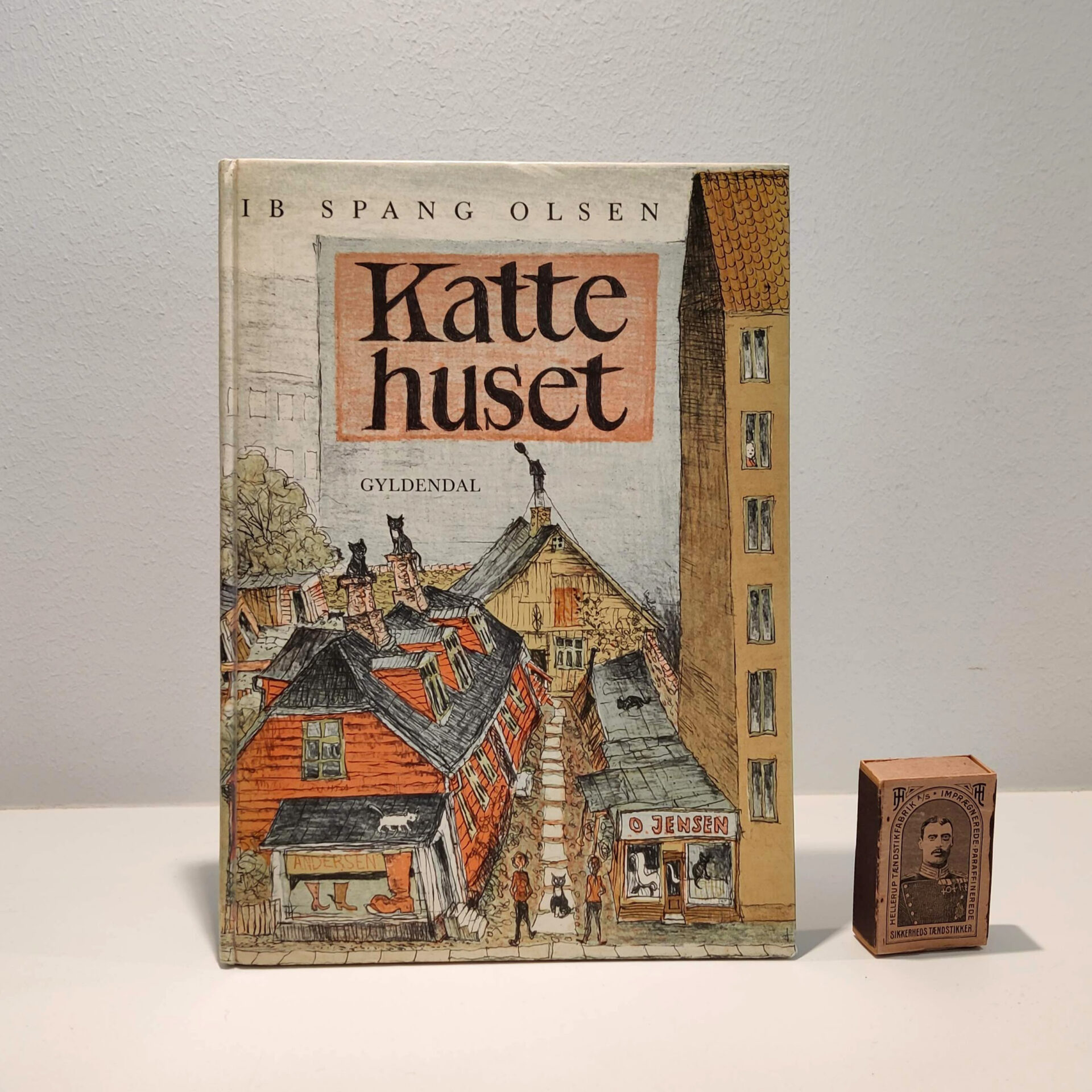 Kattehuset af Ib Spang Olsen - 9425