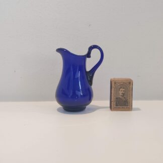 Holmegaard flødekande i blåt glas
