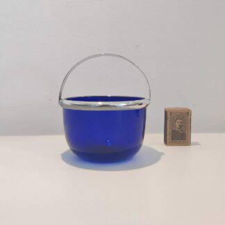 Sukkerskål i blåt glas