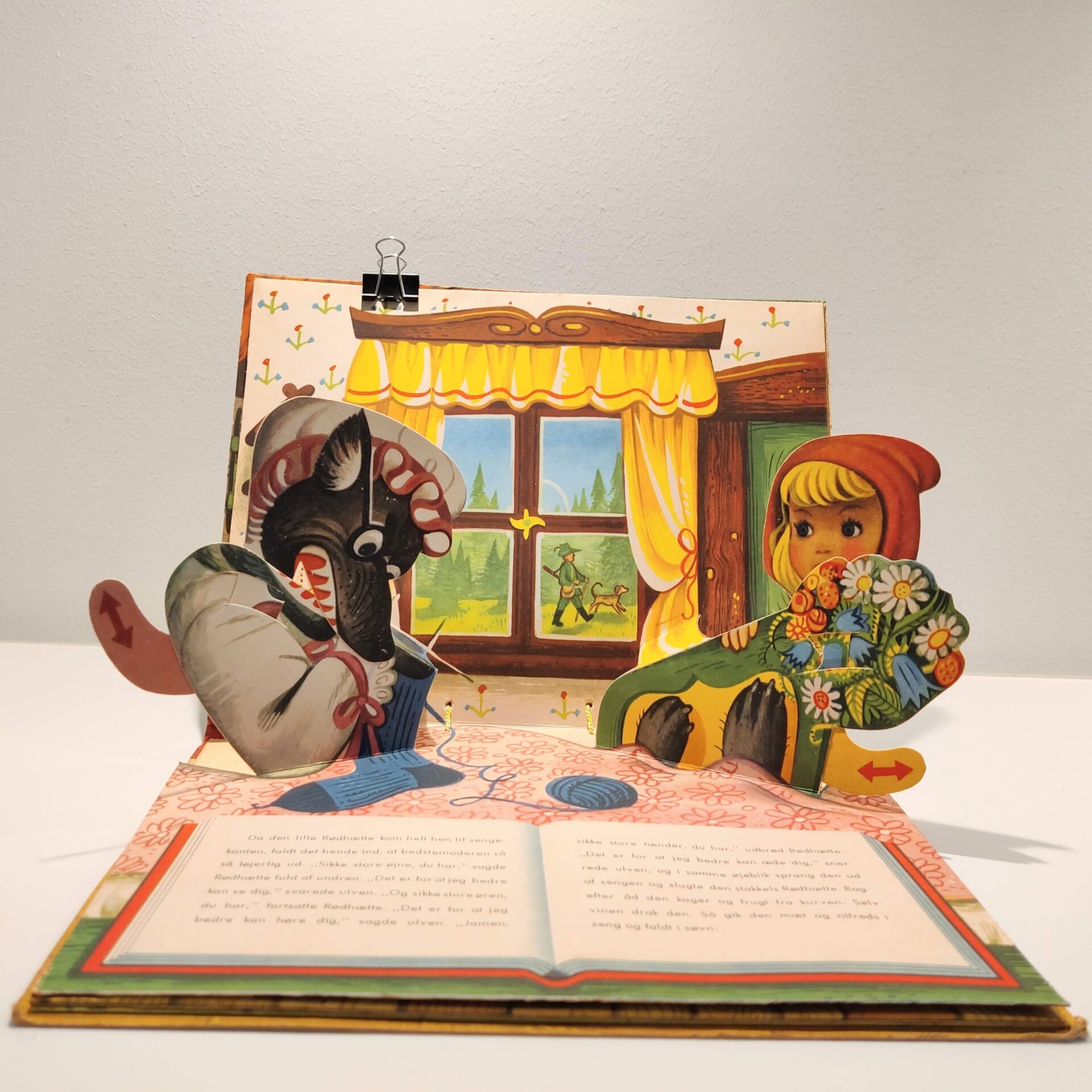 Rødhætte retro pop-up bog