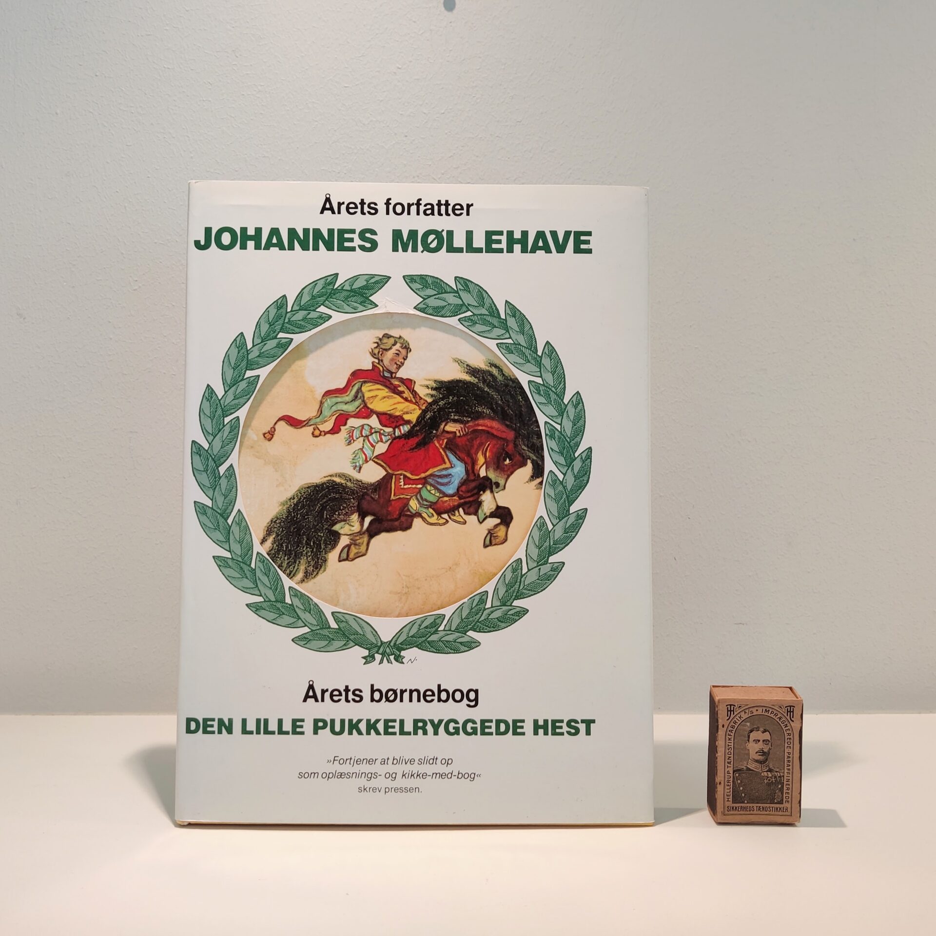 Den lille pukkelryggede hest gendigtet af Johannes Møllehave