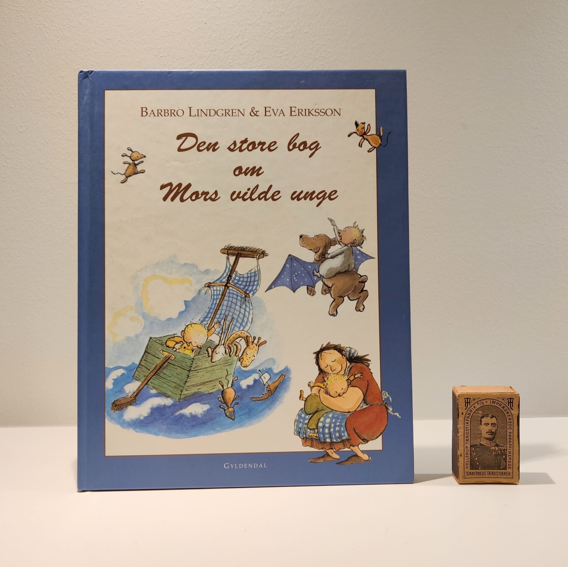 Den store bog om Mors vilde unge af Barbro Lindgren